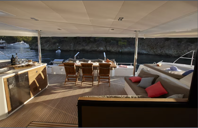 Luxury Sunset Sailing Cruise with BBQ, Cocktails and Hotel Transfers - Image 3